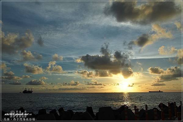 西子灣海水浴場夕陽