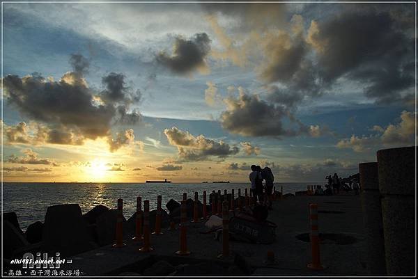 西子灣海水浴場夕陽