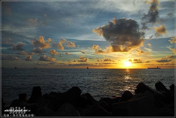 西子灣海水浴場夕陽