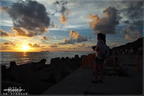 西子灣海水浴場夕陽