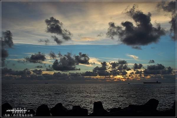 西子灣海水浴場夕陽