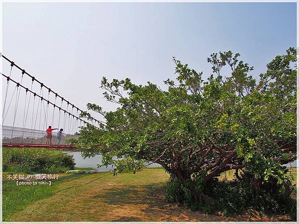 滿州港口吊橋