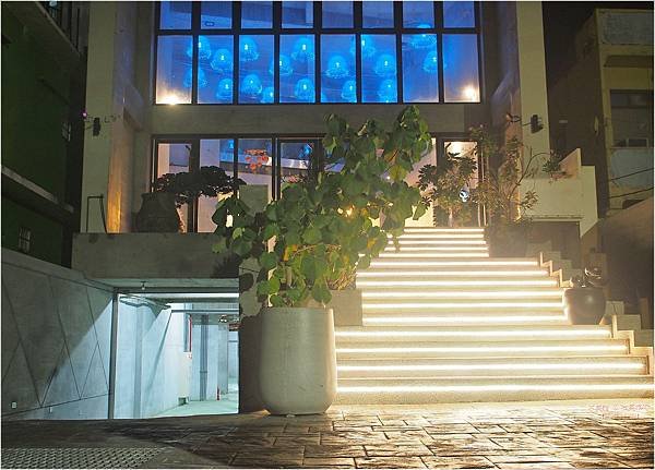 帆一山久_東港大鵬灣住宿.海景民宿 帆船旅店