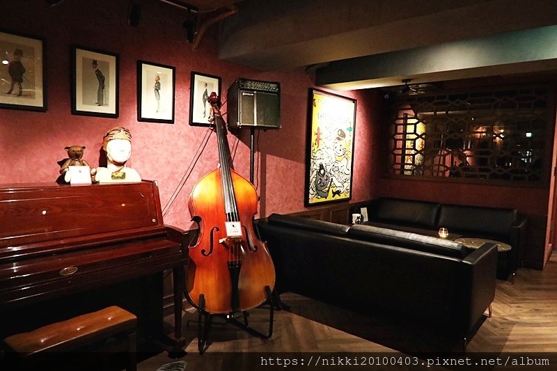 Gato Bonheur Bar %26; Jazz Lounge (4).JPG