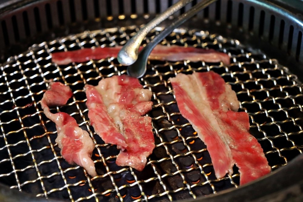 燒肉春山 台中最強韓式烤肉餐廳推薦！超高CP值華山論劍雙人套