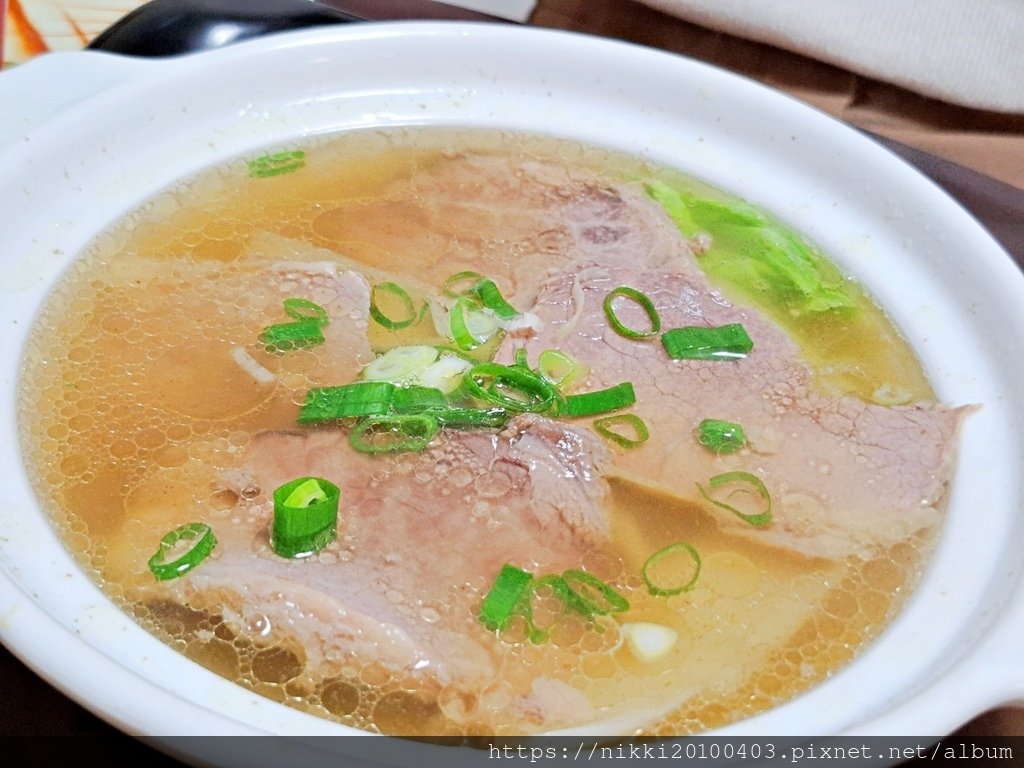 國父紀念館站必吃排隊美食！清真中國牛肉麵 榮獲米其林必比登推