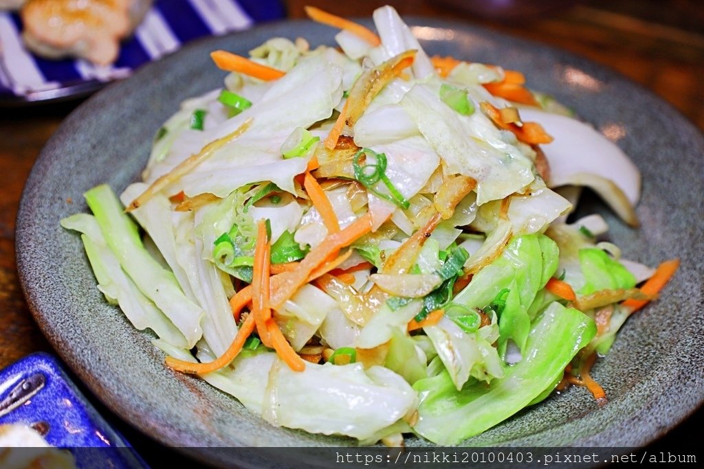 激安の食事酒場：市政府站超人氣居酒屋598喝到飽串燒熱炒