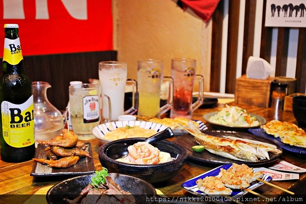 激安の食事酒場：市政府站超人氣居酒屋598喝到飽串燒熱炒