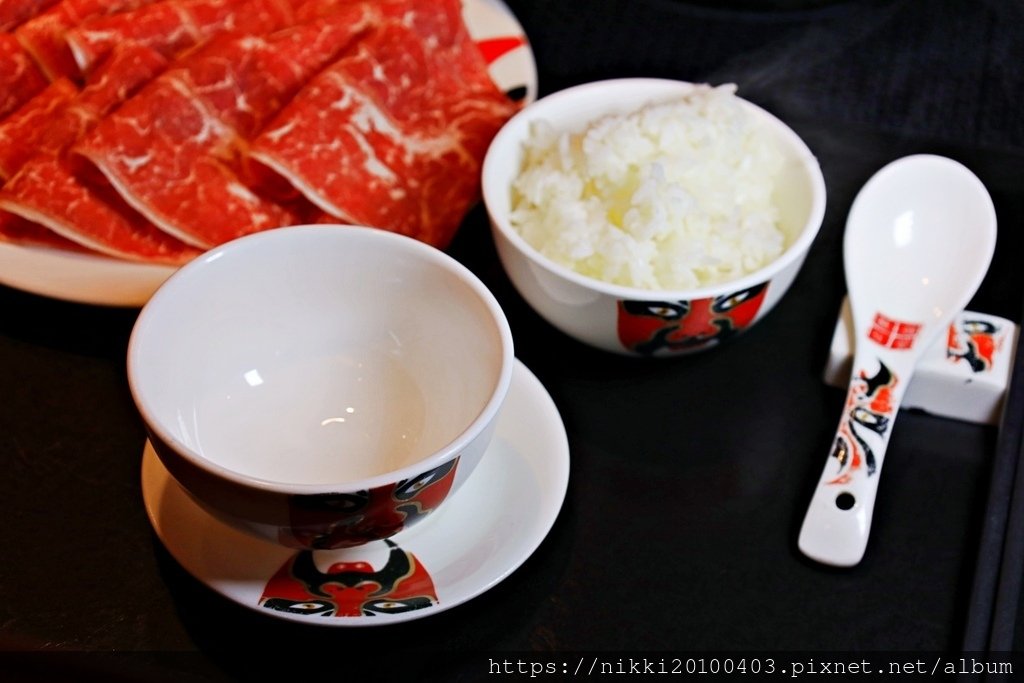 【中山區麻辣鍋】鎰鼎火鍋 高CP值臥龍鳳雛雙人套餐  飲料、