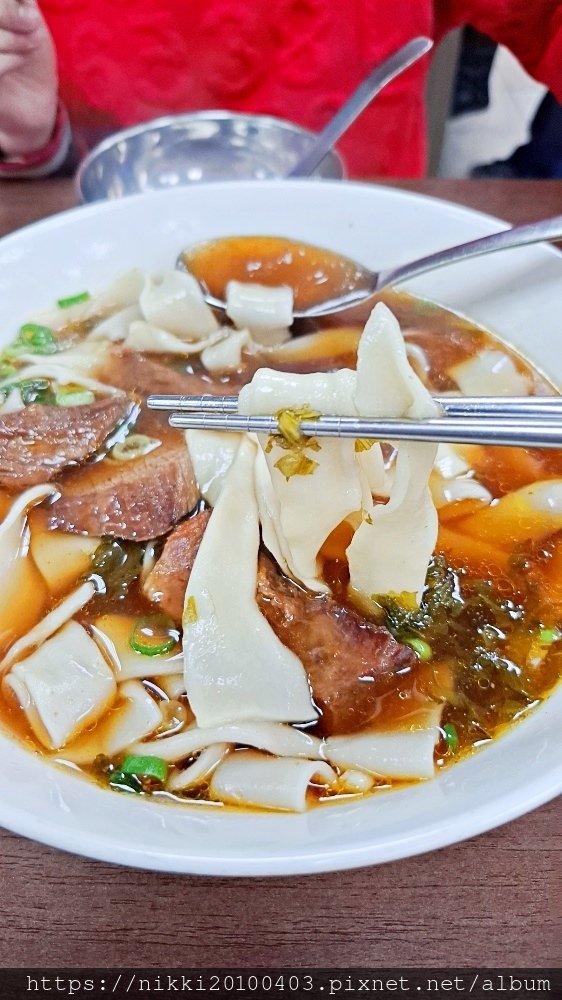 老山東牛肉家常麵店 米其林必比登推薦，但沒有想像中的體驗