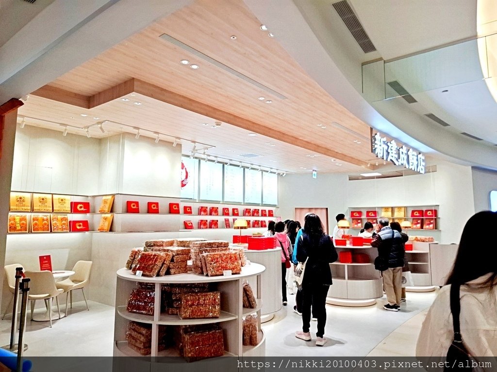 南港 LaLaport 美食攻略｜必吃日系餐廳、台灣小吃、甜