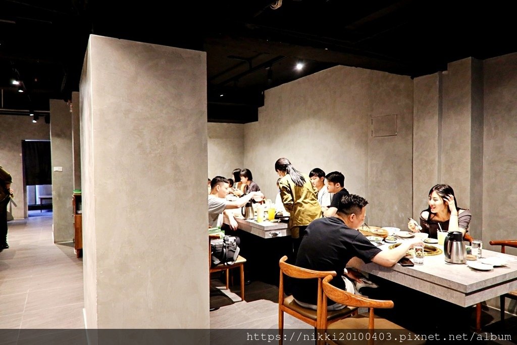 【台中高級燒肉推薦】敘禾燒肉｜美術館旁高級燒肉，桌邊服務、頂