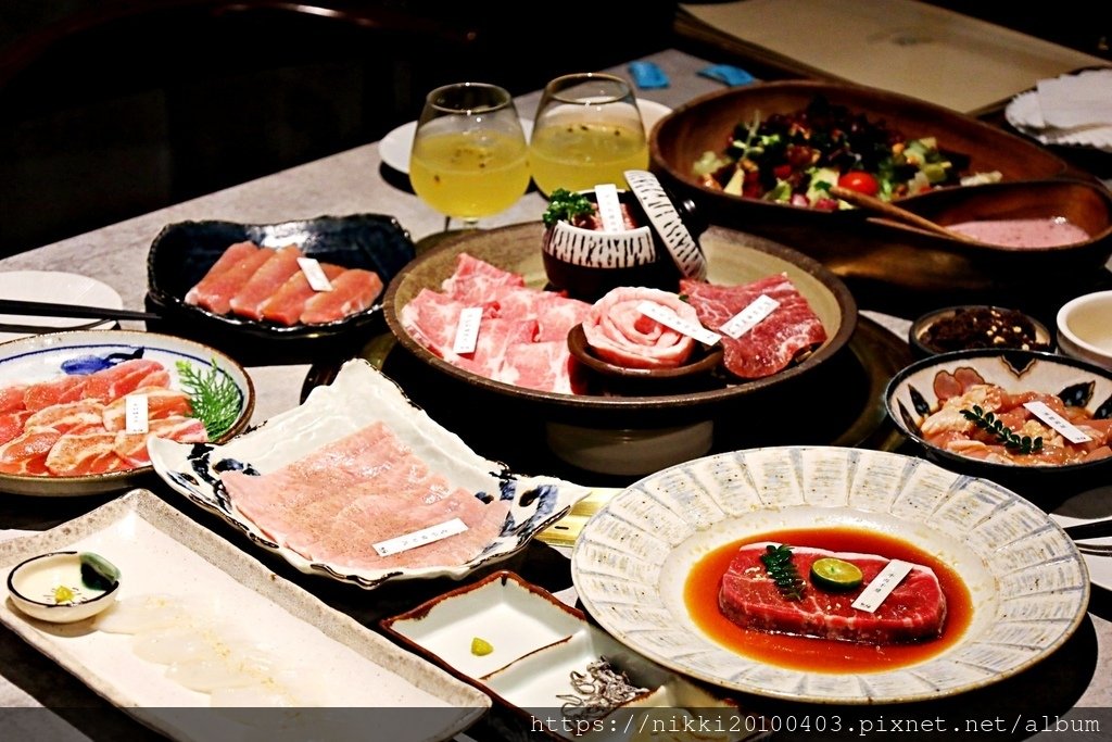 【台中高級燒肉推薦】敘禾燒肉｜美術館旁高級燒肉，桌邊服務、頂