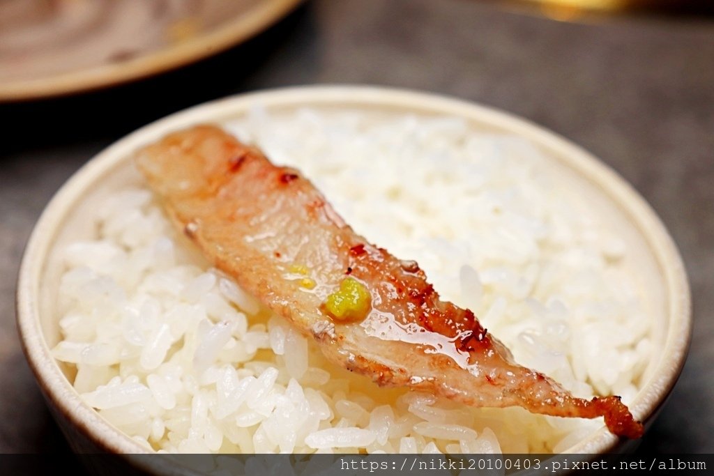 【台中高級燒肉推薦】敘禾燒肉｜美術館旁高級燒肉，桌邊服務、頂