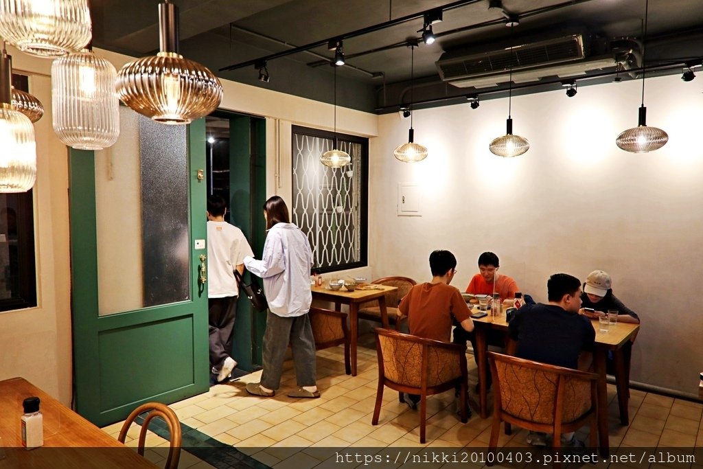 新竹牛排飯推薦 硬派主廚的軟嫩料理 關東店 必點只要吃肉牛排