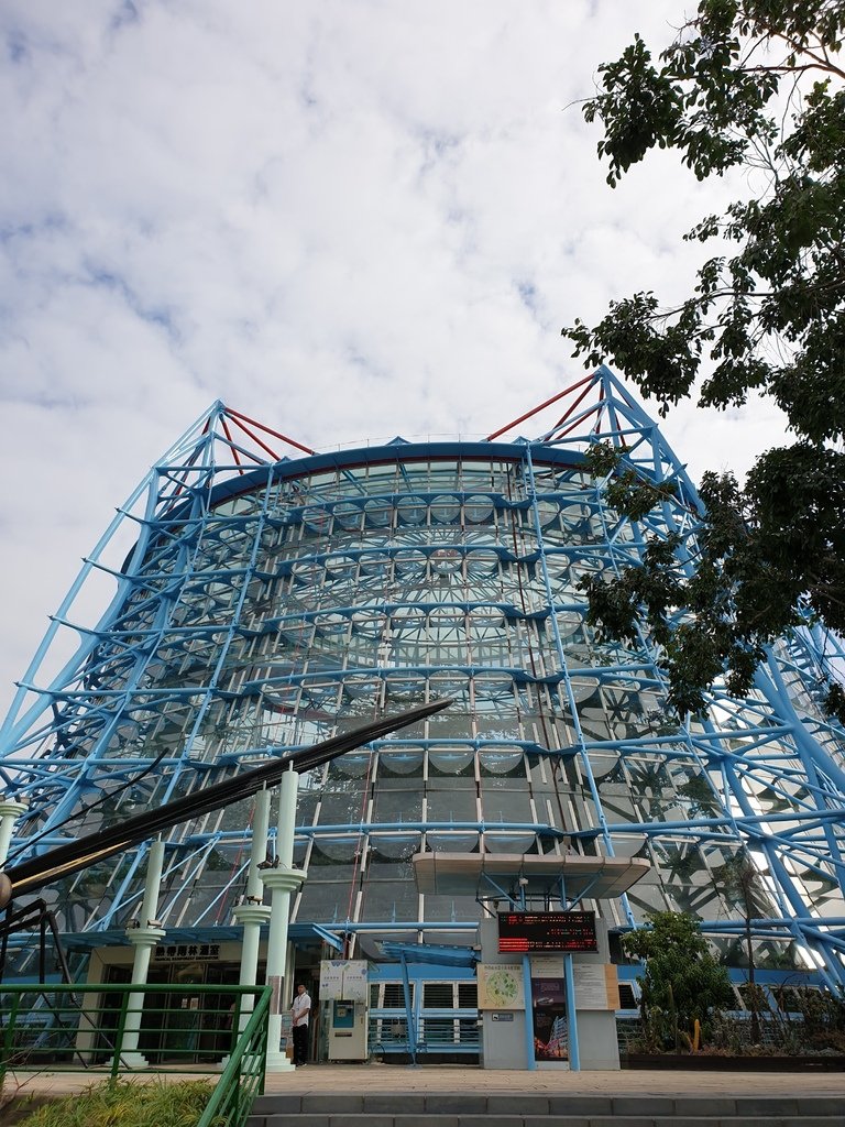 【台中】北區〉國立自然科學博物館植物園：熱帶雨林溫室