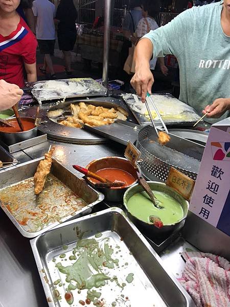 【龍山寺】龍山寺美食(陳記麵線、阿萬油飯、金好吃花枝羹、柳州