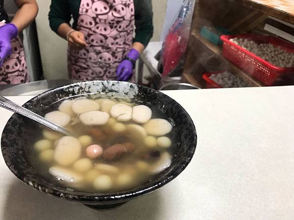 【龍山寺】龍山寺美食(陳記麵線、阿萬油飯、金好吃花枝羹、柳州