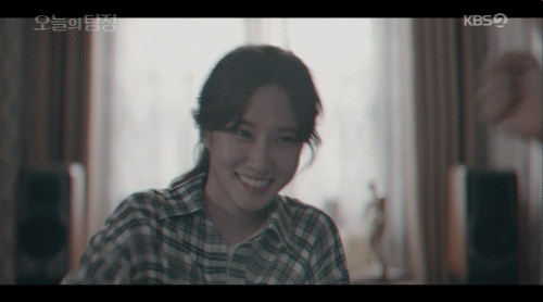 EP08_03.gif