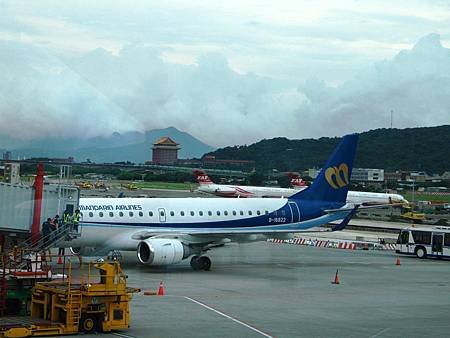 華信航空(マンダリン航空)