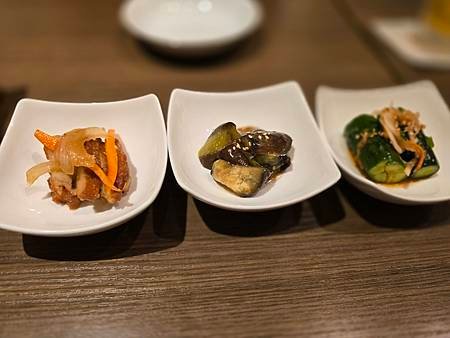浅草巷弄内的韓国料理