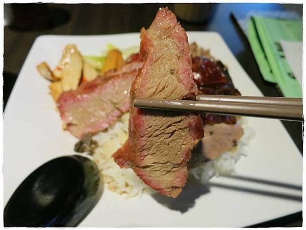 北市－蘆洲－大三巴港式餐廳－雙拼燒臘飯－燒肉