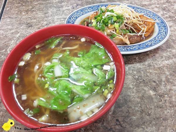 【新莊】頂好麵館-俗又大碗的豬腳麵