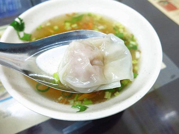 【永和美食】海爺四號乾麵店-紅油皮蛋乾麵-獨特口味