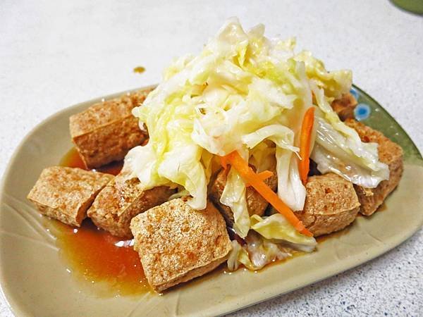 【三重美食】中正北路臭豆腐-素食麵線、臭豆腐、蘿蔔糕