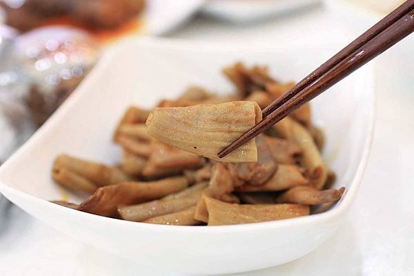 【桃園美食】滷味城-超越滷味的美味，伴手禮最佳選擇