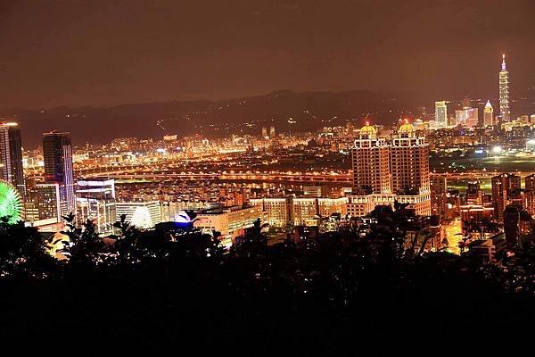 【台北旅遊】劍南山夜景-不用爬山也能看到台北夜景