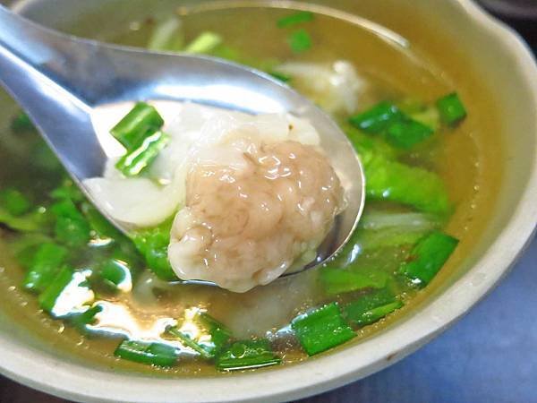 【桃園】滷肉方控肉飯-充滿膠質黏稠的魯肉飯