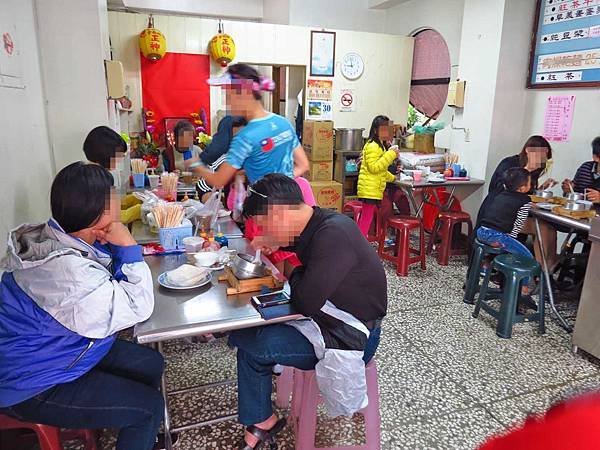 【彰化美食】白鳥-附近學生的最愛超級便宜35元炒飯