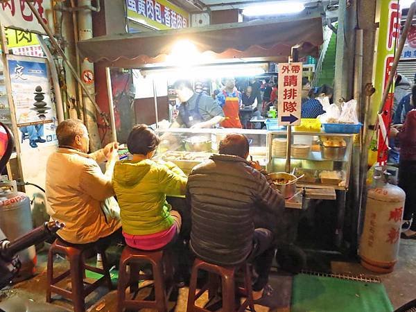 【彰化美食】A古爌肉飯-香腸飯比爌肉飯更推