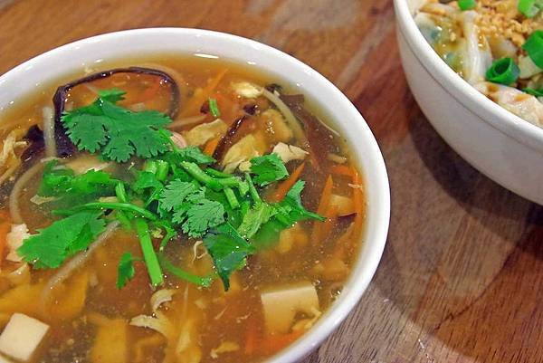 【內湖美食】雲謙徽餛飩-五種不同口味的餛飩