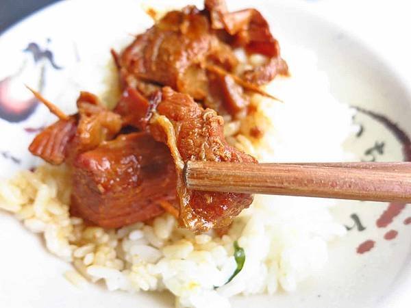 【台北美食】民族西路無名古早味焢肉飯-老饕級的低調隱藏版美食