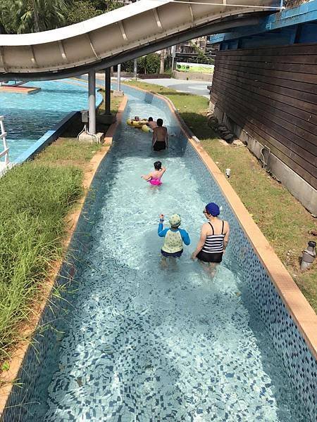 【台北旅遊】洛德城堡水上樂園-坐捷運就能到大型水上樂園