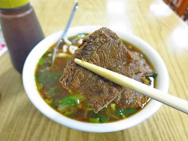 【台北美食】小林麵館-低調不顯眼的爆推美食