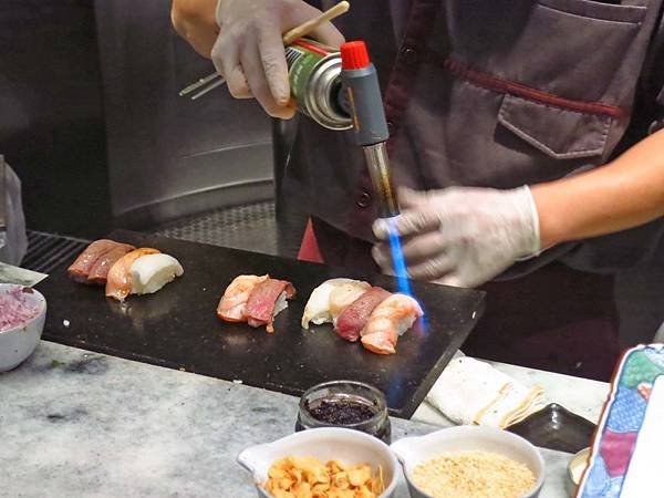 【台北美食】饗饗-干貝、握壽司、牛舌等高級食材無限量吃到飽