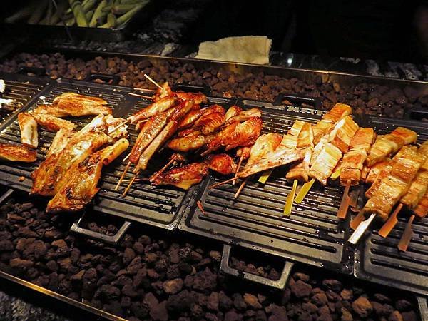 【台北美食】饗饗-干貝、握壽司、牛舌等高級食材無限量吃到飽