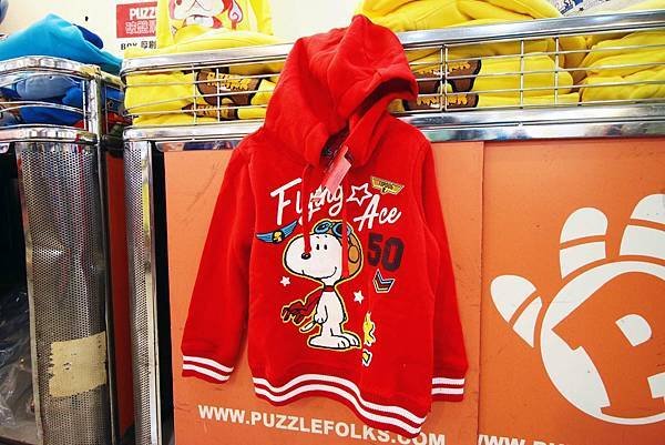 【三重特賣會】PUZZLE拍手童裝、樂米萬件玩具特賣會１折起！上萬種玩具最低只要２０元起，童裝破盤出清價５件２００元更有滿２０００現折２００超殺優惠活動