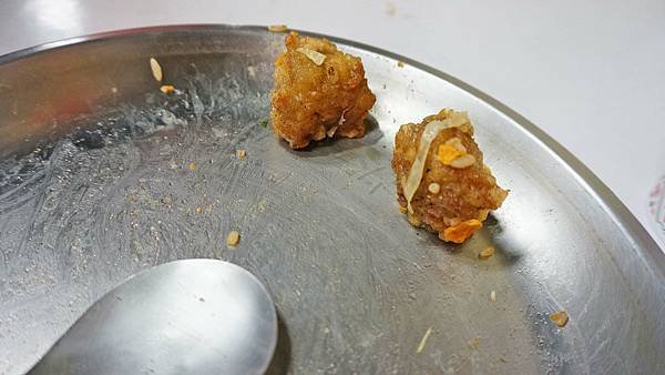 【台北美食】水源食坊不一樣炒飯-用餐時間要等40分鐘以上才能吃到的美味炒飯