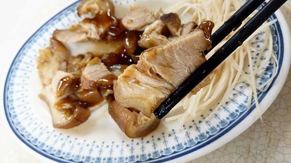 【板橋美食】阿美小吃店-隱藏在巷弄裡的30年老字號美食小吃店