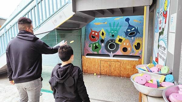 【彰化景點】台灣手套博物館-免門票免停車費，還有數十種免費親子設施讓你玩透透的觀光工廠