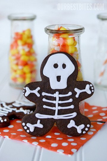 08-Skeleton-Cookie-Man_rect540.jpg