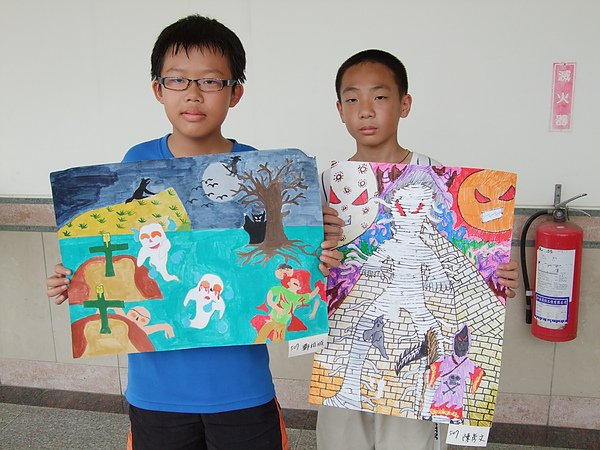 國際週鬼畫像主題班級優良作品1.JPG