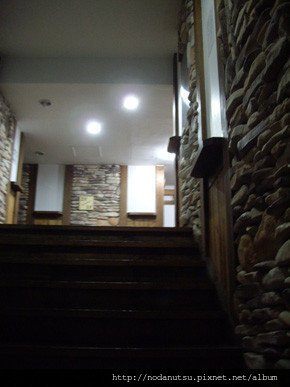 1289756840.jpg