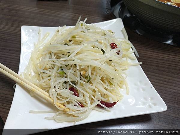 雲林崙背美食～重慶小館