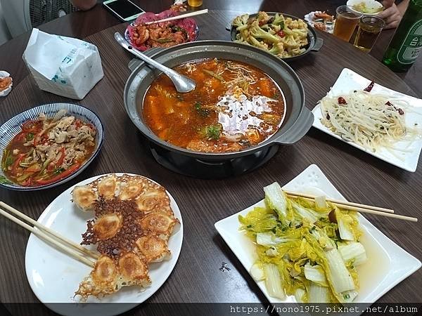 雲林崙背美食～重慶小館