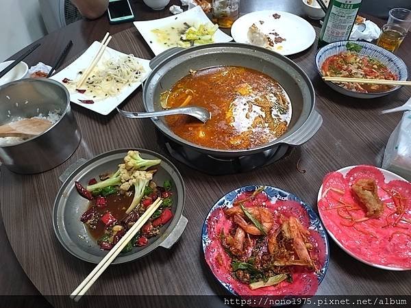 雲林崙背美食～重慶小館